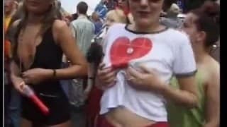 Koncert zamienił się w zbiorowe jebanko