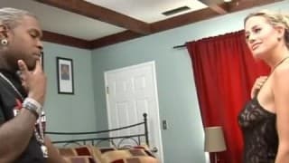 Elegancka blondynka wyjebana przez murzyna