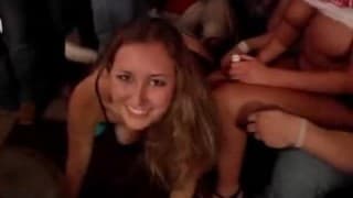 Ostra studencka zabawa w akademiku Ostra studencka zabawa w akademiku