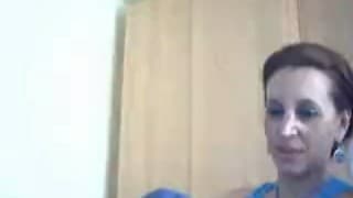 Dojrzała suczka nadziewa się na chuja