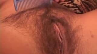 Mamuśka Joclyn Stone daje zerżnąć owłosioną pizdę