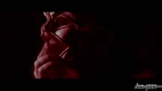 Wielkie szklane dildo w cipę blondynki