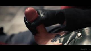 Lexi Ward powoli wyciąga chuja z jego spodni