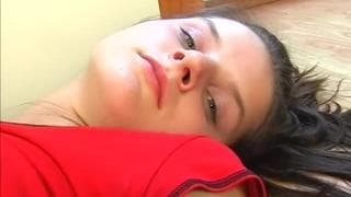 Nie mogę oderwać oczu od tej nastolatki