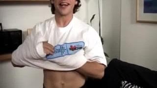 Sky zagaduje obcego, bo chce go wyjebać