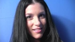 India Summer obciąga chuja wystającego z dziury