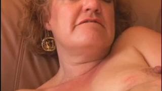 Ta babcia ostatnio kręci dużo pornosów