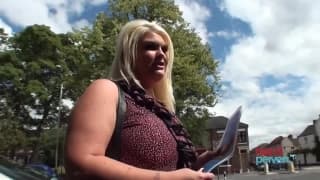 Sindy Strutt nie trzeba tłumaczyć, jak ssać