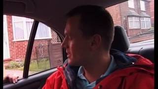 Blond dziwka otwiera szeroko dupę!