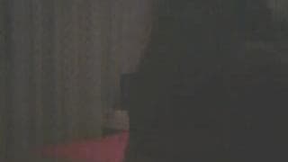 Sesja seksu z dziwką w ciemnym pokoju