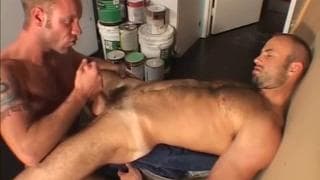 Muskularni faceci pierdolą się razem!