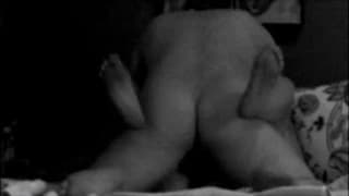 Żona podniecona twardym kutasem męża!