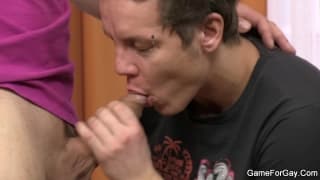 Obaj geje dają sobie dużą przyjemność Obaj geje dają sobie dużą przyjemność