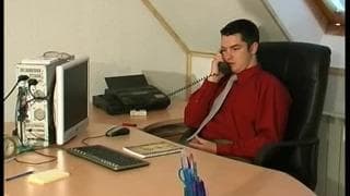 Seksowna blondynka i gorąca sekretarka