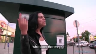 Kira Quenn sfilmowana przy obciąganiu