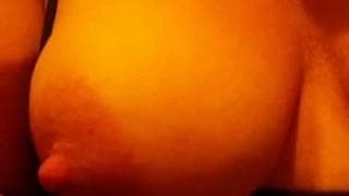 Amatorka uwielbia czuć przyjemność!