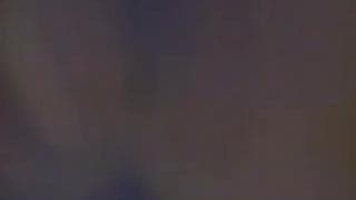 Ta dziwka lubi się ostro masturbować