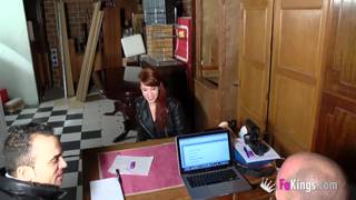 Lilyan - śliczna ruda na porno castingu