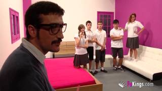 Ainara Reina i Judith Becker - orgia! Ainara Reina i Judith Becker - orgia!