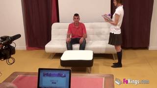 Ainara przeprowadza wywiad z kandydatami Ainara przeprowadza wywiad z kandydatami