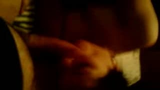 Kobieta daje wspaniałe obciąganie!