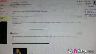 Pary się pieprzą przed komputerem