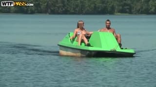 Alika ma wakacje pod znakiem gangbang