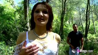 Heloise Dacosta poszła na loda do lasu