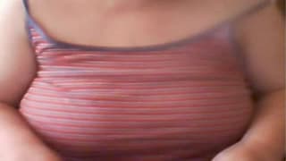 BBW pokazuje wielkie, naturalne cyce!