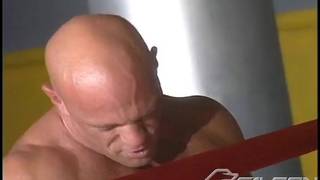 Arpad Miklos - trio na bokserskim ringu