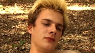 Dwaj geje zabawią się w seks na dworze