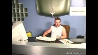 Potwierdź swoją pełnoletność