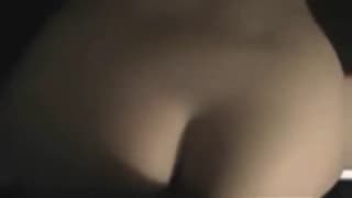 Głębokie jebanie od tyłu filmowane w POV