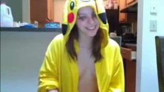 Wyjebie się dildo i poczuje mocny orgazm