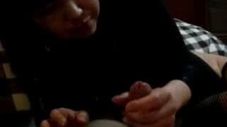 Azjatka wali mu chuja aż do wytrysku