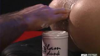 Jerek i Marco Montana pokażą nam fisting Jerek i Marco Montana pokażą nam fisting