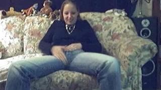 Piękna cycki masturbującej się dziwki