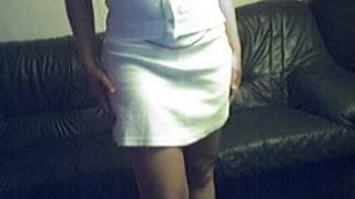 Atrakcyjna ekshibicjonistka dla ciebie!