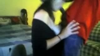 Obciąga namiętnie czarnego dużego chuja