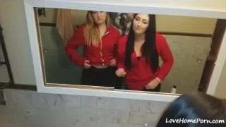 Podniecająca scena napalonego trójkąta