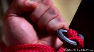 Gorąca orgia BDSM z dwiema porno gwiazdami! Gorąca orgia BDSM z dwiema porno gwiazdami!
