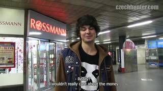 W tej scenie geje ostro się pierdolą