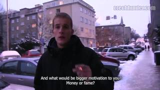 Facet ma świetnie rżnięcie przed kamerą