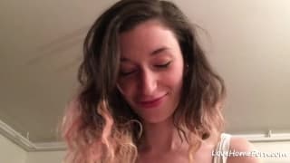 Śliczna amatorka obciąga i jest jebana