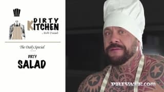 Anny uczy się robić sprośną sałatkę!