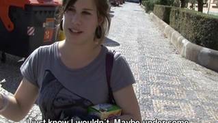 Lubi zarabiać kasę w zamian za seks