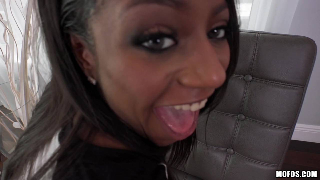 Potwierdź swoją pełnoletność