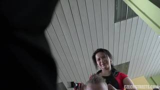 Fryzjerka zostanie wyjebana w pracy