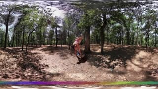 Francys Belle pierdoli się na dworze