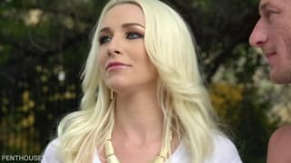 Stevie Shae, blondyna napalona na seks